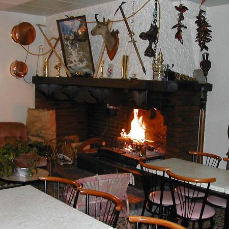Le Taillon Hotel Gèdre Buitenkant foto