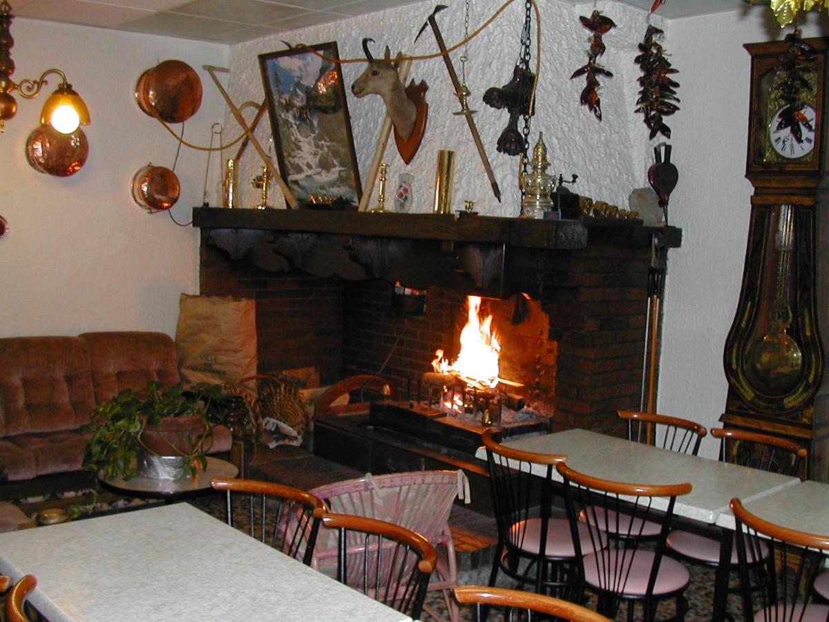Le Taillon Hotel Gèdre Buitenkant foto