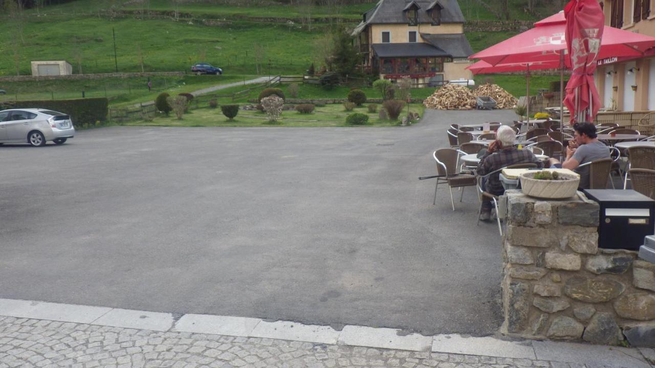 Le Taillon Hotel Gèdre Buitenkant foto